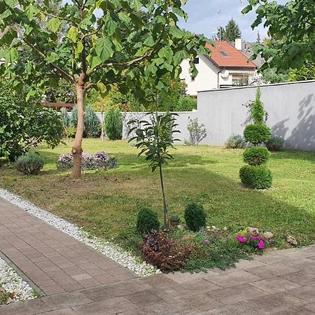 Diamond Palace Varazdin Exterior photo