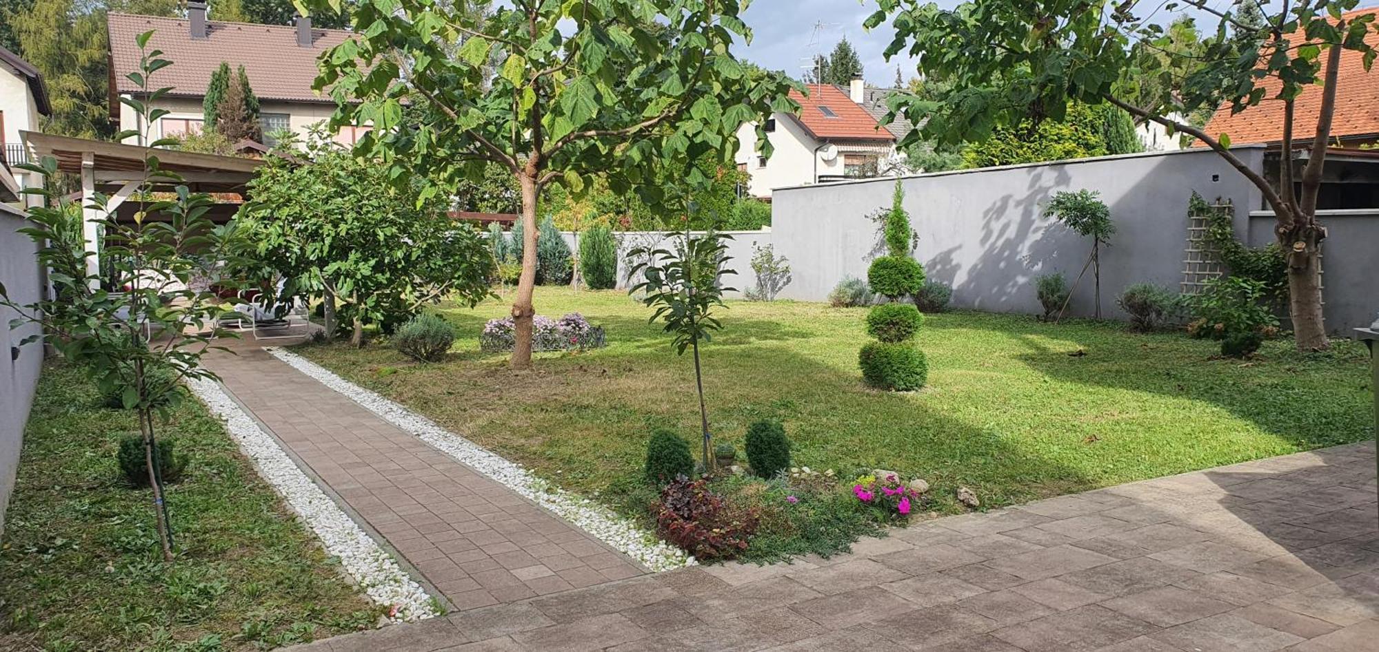 Diamond Palace Varazdin Exterior photo